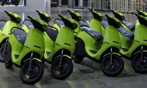 Exploring Hyderabad on Two Wheels: Why Renting a Motorcycle Makes So Much Sense
